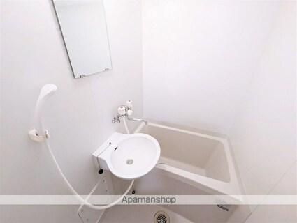 レオパレス住吉ヒルズ[1K/22.35m2]のバス
