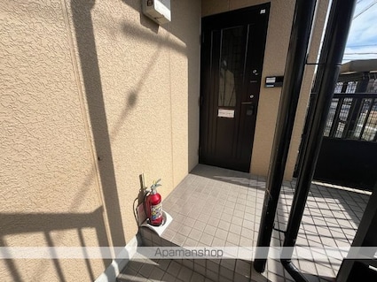 ファミールシャトー[1LDK/49.76m2]のエントランス