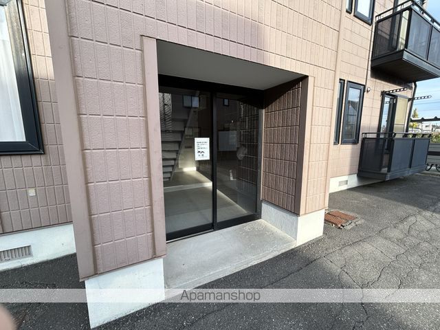 グレースパーク厚別北Eの玄関写真