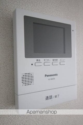 ロイヤルレピュート東島田の内装写真
