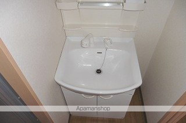 ラフォーレ1号館の内装写真