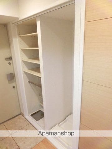 URESIDENCE淀屋橋の内装写真