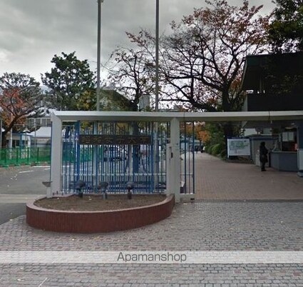 東京都世田谷区三軒茶屋２丁目[1K/23.08m2]の周辺8