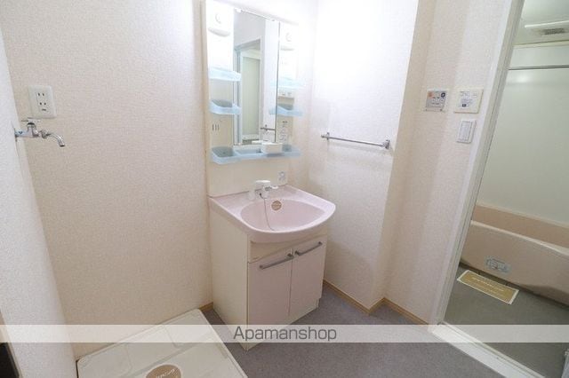 apartment 福島県福島市泉字道下2-1
地図を見る