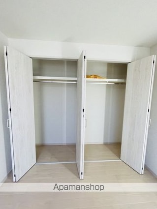 東京都中野区新井３丁目[1R/24.07m2]の収納