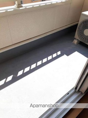 レクサスI Aの内装写真