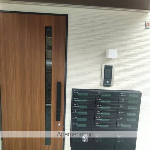 D PORTA CEREZOの玄関写真