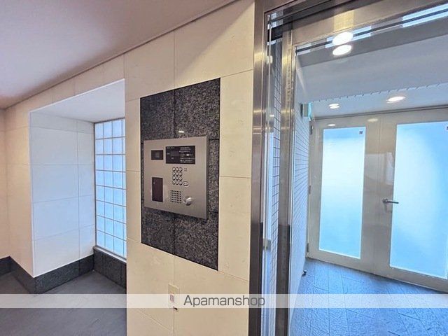 東山公園レジデンスの玄関写真