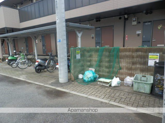 【立川市柏町のアパートの写真】