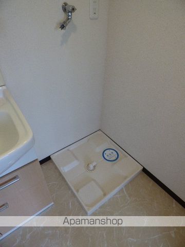 アーバンフラッツ西中島の内装写真