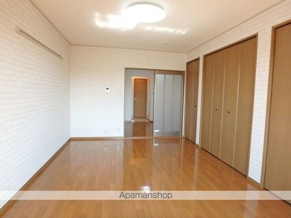 フロラシオン川内　Ⅱ棟[1DK/32.74m2]のリビング・居間