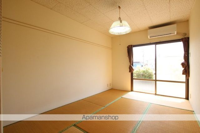 パールハイツ若葉の内装写真