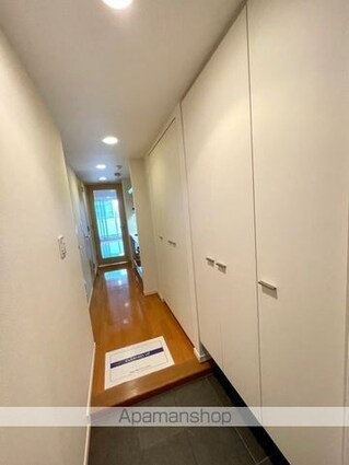 東京都千代田区神田三崎町３丁目[1K/34.39m2]の玄関