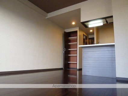 エルミナリゾート南草津[1R/28.6m2]のリビング・居間1