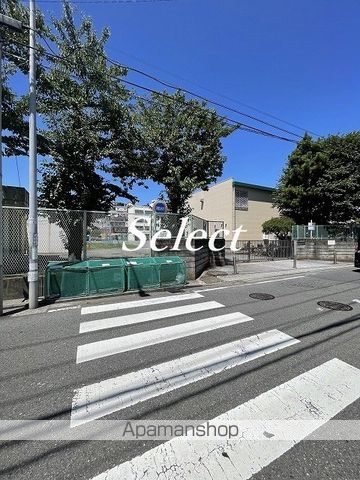 EVER LEAF上大岡の周辺写真