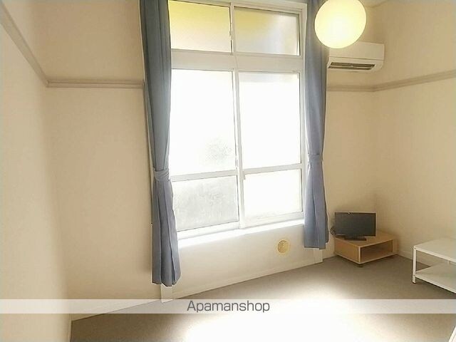 レオパレスデルニエＫⅡ[1K/19.87m2]のリビング・居間1