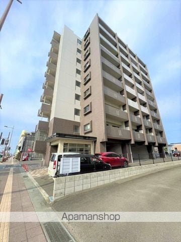グランドアーク神宮東の外観写真