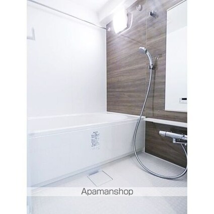 ラトゥール代官町ＥＡＳＴ[2LDK/67.6m2]のバス