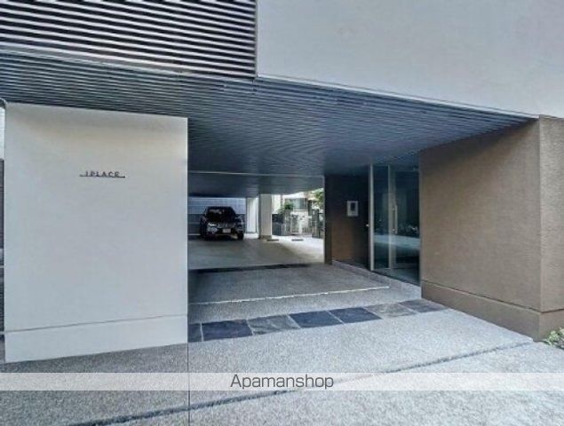 IPLACEの外観写真
