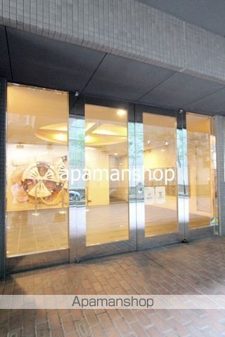 レジデンスナンワの玄関写真