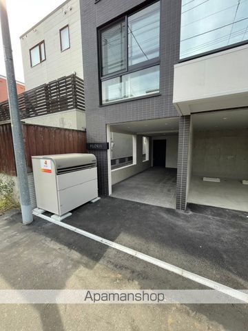 フローリスの玄関写真