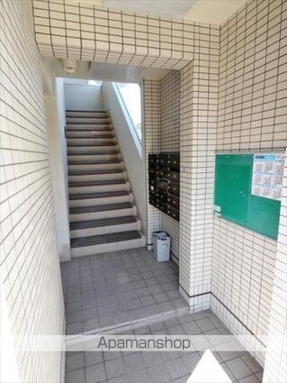 サニーコート本町[1K/27.1m2]のエントランス2