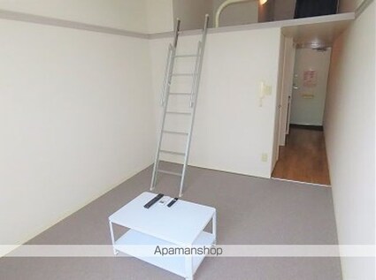 レオパレスポーラスター[1K/19.87m2]のリビング・居間3