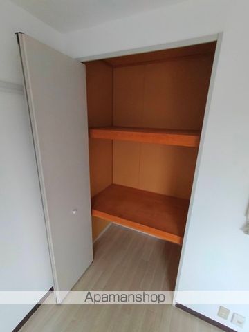 サラスIIの内装写真