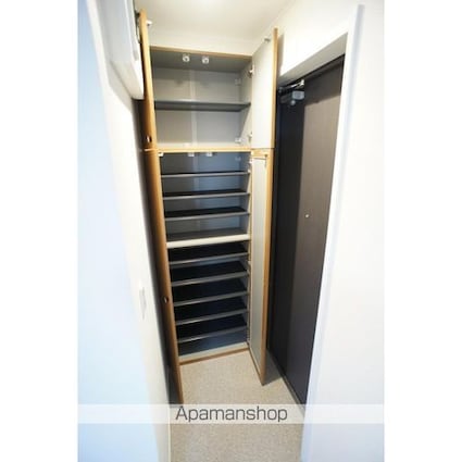 東京都荒川区東尾久５丁目[1DK/26.91m2]の玄関