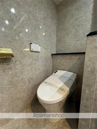 東京都中央区銀座４丁目[1LDK/54.18m2]のトイレ