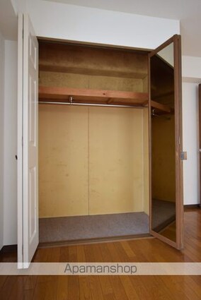 小菅木町ビル[1K/26.62m2]の収納