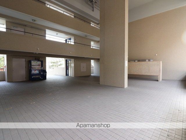姪浜ケイワンホームズの玄関写真