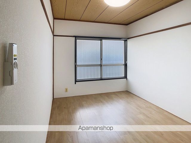 コーポ靖国の内装写真