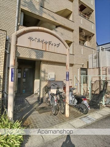 矢羽根ビルの玄関写真