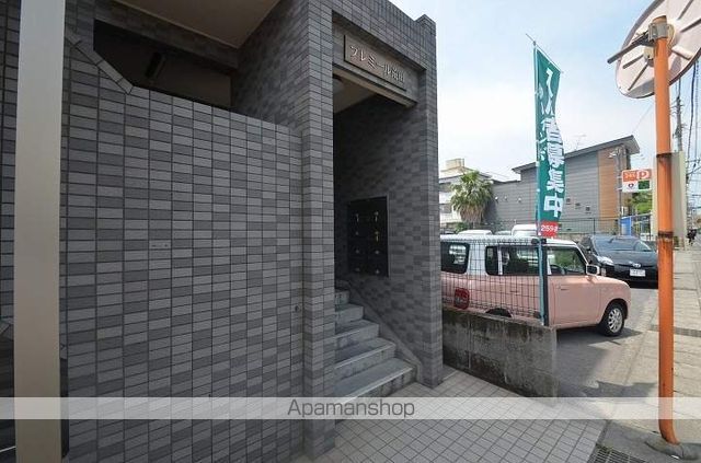 プレミール荒田の玄関写真