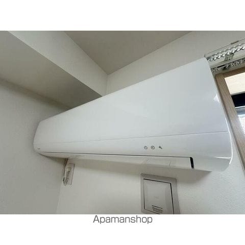 NESALLAの内装写真