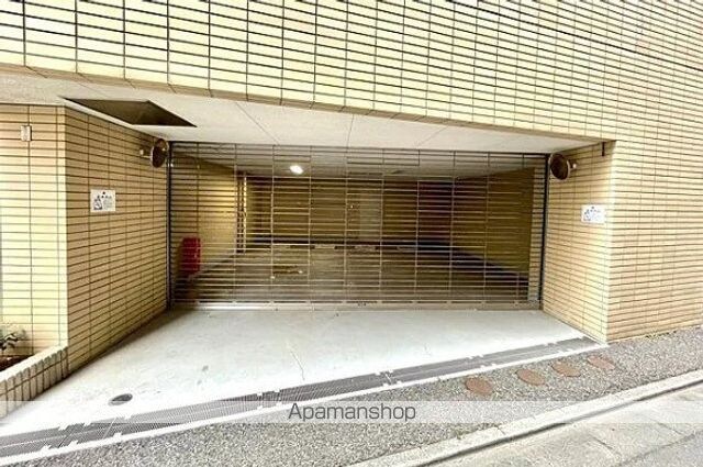 レジディア神田岩本町[1R/22.71m2]のエントランス2