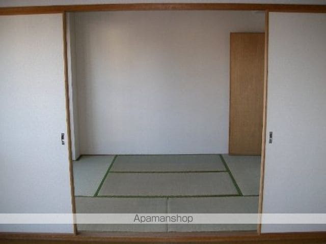 高伸ハイツの内装写真