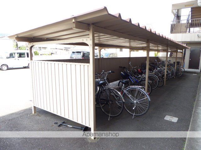 リンピアINOUEの玄関写真