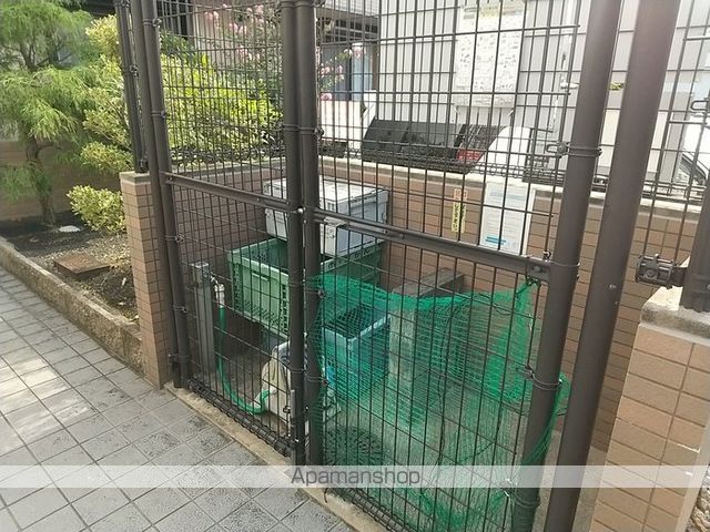 ラトゥール江坂の内装写真