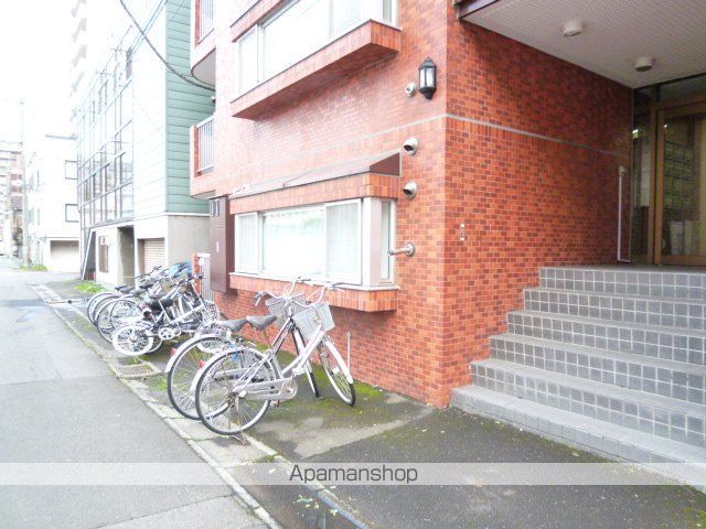 プレサント南8西8の外観写真