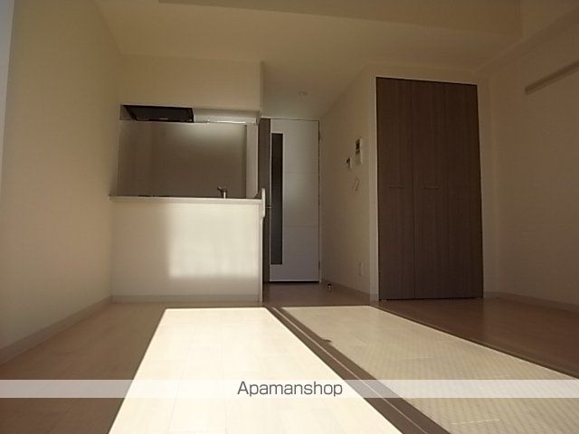 プレサンスSAKAEリバースタイルの内装写真