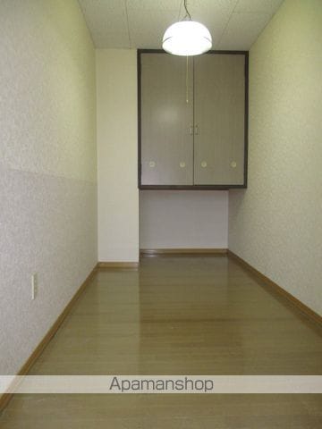 ARM8の内装写真