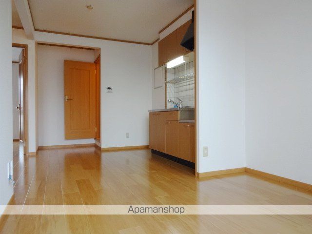 グリーン ゲイブルズ II番館の内装写真