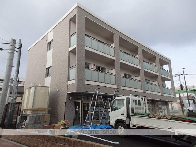 アブニール新宮IIの玄関写真
