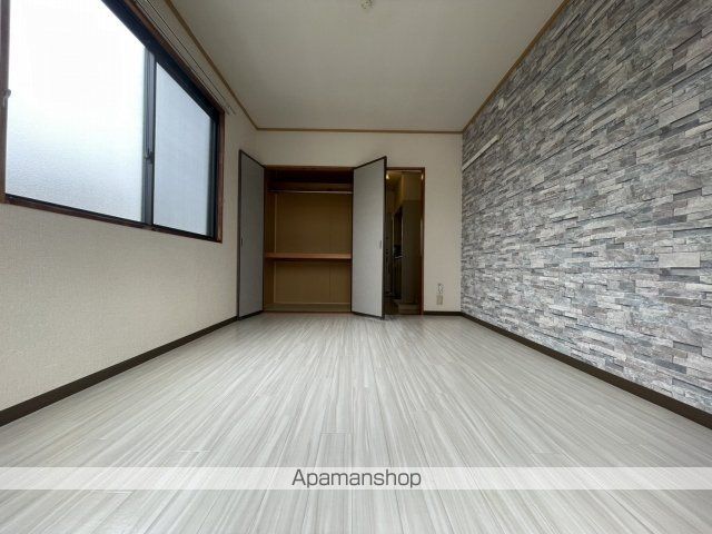 ヴァンセーヌ今村 B棟の内装写真