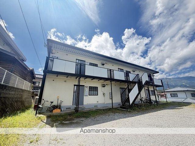 サンライフコバA棟の外観写真