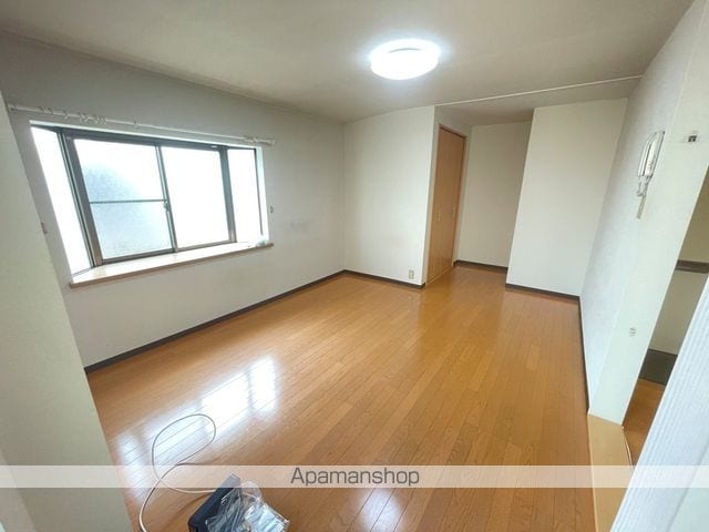 プラザハピネス坂本の内装写真