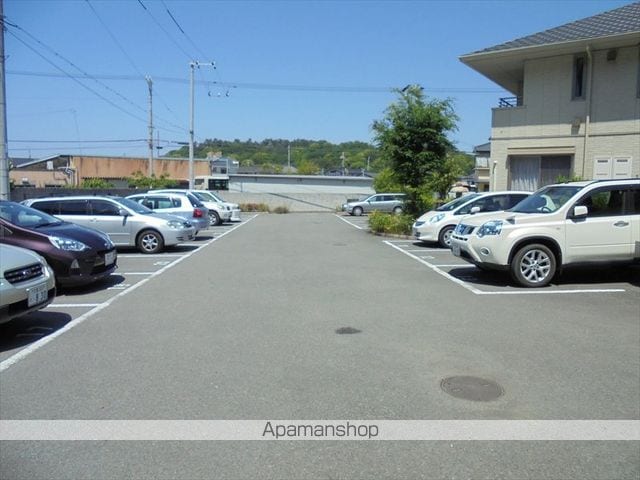 和歌山県和歌山市和歌浦西１丁目[2LDK/58.75m2]の駐車場