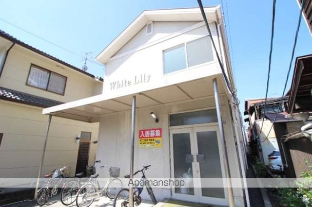 WHITE LILYの外観写真